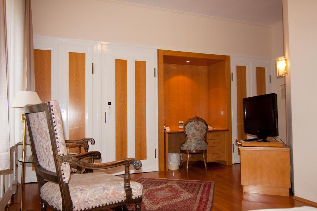 Parkhotel Unter Den Linden Халберщат Екстериор снимка